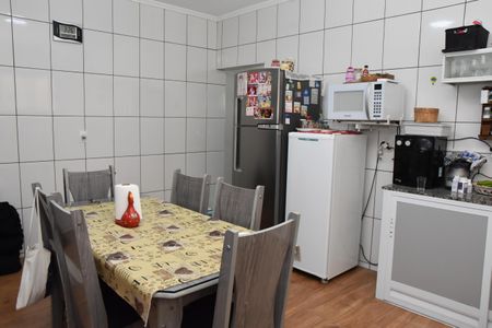 Casa para alugar com 150m², 2 quartos e 1 vaga Casa para alugar com 150m², 2 quartos e 1 vagaCozinha