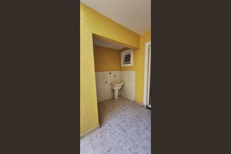 Área de serviço de casa à venda com 3 quartos, 160m² em Vila Gomes, São Paulo