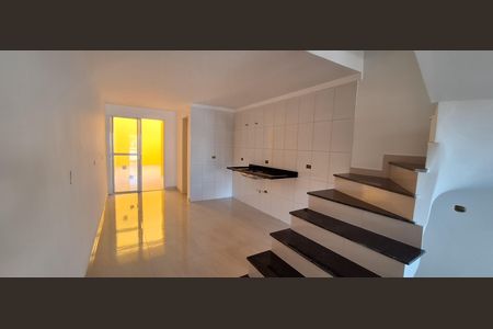 Casa à venda com 3 quartos, 160m² em Vila Gomes, São Paulo