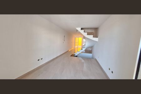 Sala de casa à venda com 3 quartos, 160m² em Vila Gomes, São Paulo
