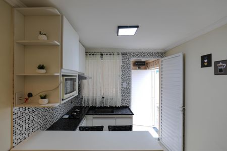 Studio para alugar com 30m², 1 quarto e sem vaga Studio para alugar com 30m², 1 quarto e sem vagaSala