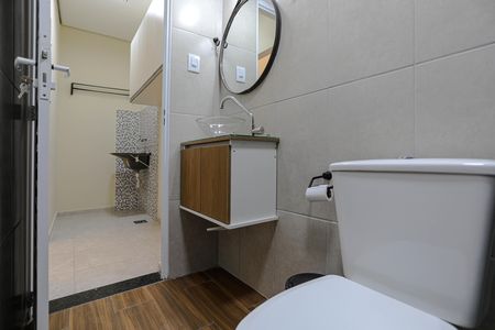Studio para alugar com 30m², 1 quarto e sem vaga Studio para alugar com 30m², 1 quarto e sem vagaBanheiro