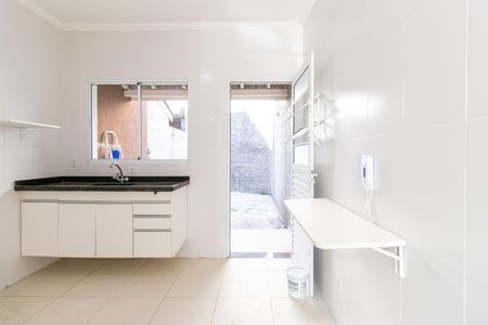 Casa de condomínio para alugar com 70m², 2 quartos e 2 vagasCozinha