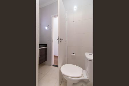 Casa de condomínio para alugar com 70m², 2 quartos e 2 vagasBanheiro Social