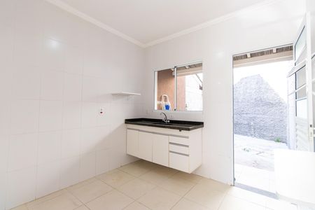 Casa de condomínio para alugar com 70m², 2 quartos e 2 vagasCozinha