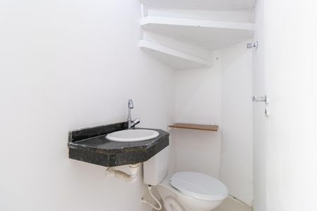 Casa de condomínio para alugar com 70m², 2 quartos e 2 vagasLavabo