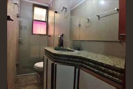 Banheiro da suíte de apartamento para alugar com 3 quartos, 130m² em Funcionários, Belo Horizonte