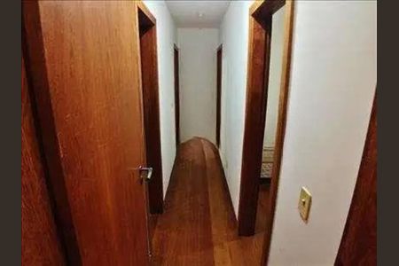 Corredor de apartamento para alugar com 3 quartos, 130m² em Funcionários, Belo Horizonte