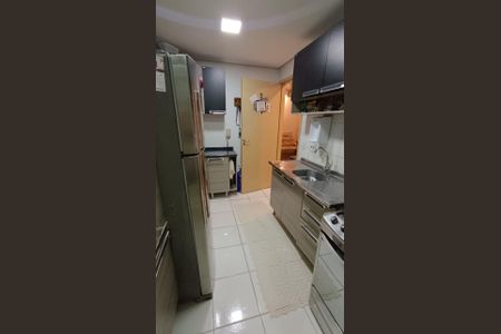 Cozinha de apartamento à venda com 2 quartos, 49m² em Parque Dom Pedro II, Campinas