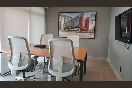 Studio para alugar com 30m², 1 quarto e sem vaga Studio para alugar com 30m², 1 quarto e sem vagaÁrea comum - Sala de Reunião