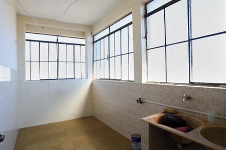 Casa para alugar com 240m², 3 quartos e sem vagaÁrea de Serviço