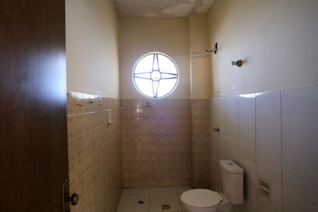 Banheiro de casa para alugar com 3 quartos, 240m² em Penha, Belo Horizonte