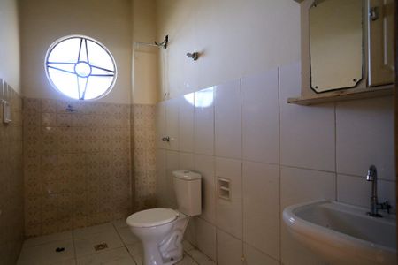 Casa para alugar com 240m², 3 quartos e sem vagaBanheiro