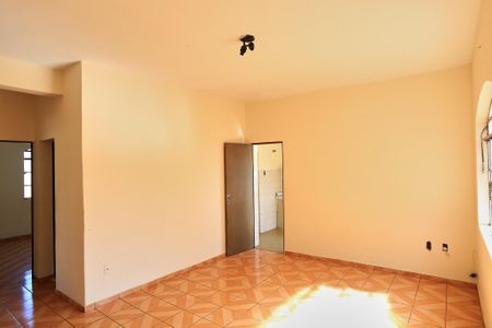 Casa para alugar com 240m², 3 quartos e sem vagaSala