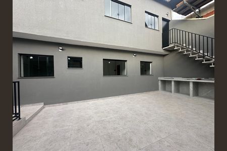 Quintal de casa para alugar com 3 quartos, 85m² em Jardim Silveira, Barueri