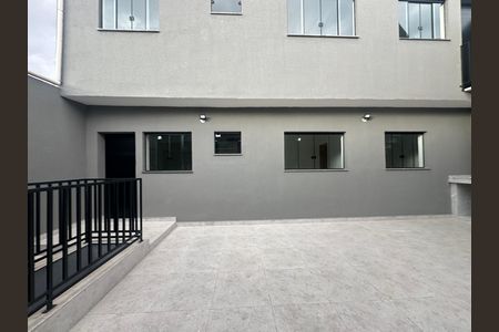 Casa para alugar com 45m², 1 quarto e sem vaga Casa para alugar com 45m², 1 quarto e sem vagaQuintal