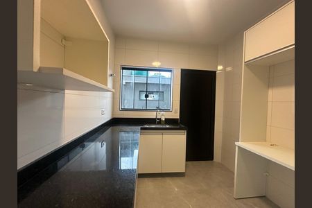 Casa para alugar com 45m², 1 quarto e sem vaga Casa para alugar com 45m², 1 quarto e sem vagaCozinha