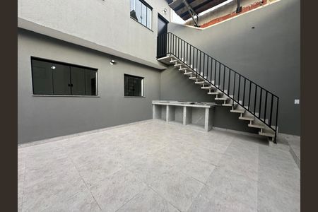 Quintal de casa para alugar com 1 quarto, 50m² em Jardim Silveira, Barueri