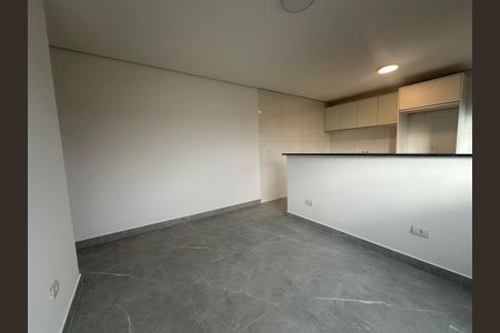 Sala de casa para alugar com 1 quarto, 50m² em Jardim Silveira, Barueri