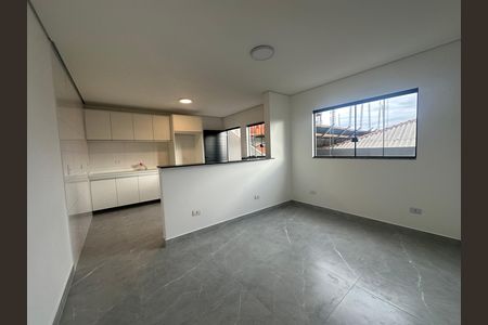 Casa para alugar com 1 quarto, 50m² em Jardim Silveira, Barueri