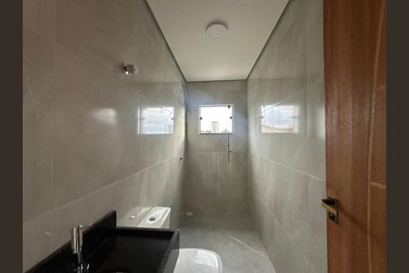 Banheiro de casa para alugar com 1 quarto, 50m² em Jardim Silveira, Barueri