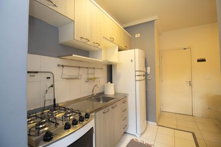 Cozinha de apartamento para alugar com 2 quartos, 58m² em Gopouva, Guarulhos