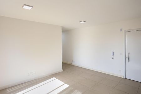 Apartamento para alugar com 69m², 2 quartos e 1 vaga Apartamento para alugar com 69m², 2 quartos e 1 vagaSala/Cozinha
