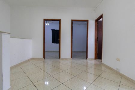 Casa para alugar com 200m², 3 quartos e 2 vagasMezanino