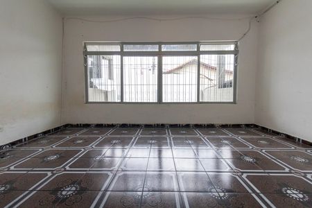 Casa para alugar com 200m², 3 quartos e 2 vagasSala