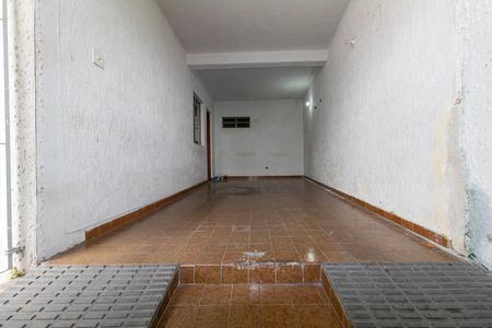 Garagem de casa para alugar com 3 quartos, 200m² em Jardim Alto Pedroso, São Paulo