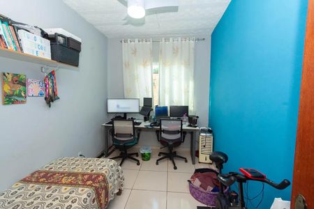 Quarto de casa para alugar com 2 quartos, 85m² em Solar do Barreiro, Belo Horizonte
