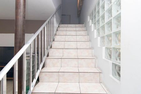 Casa para alugar com 157m², 3 quartos e 1 vagaEscada