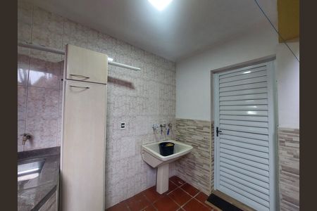 Casa para alugar com 202m², 3 quartos e 2 vagas Casa para alugar com 202m², 3 quartos e 2 vagasÁrea de Serviço