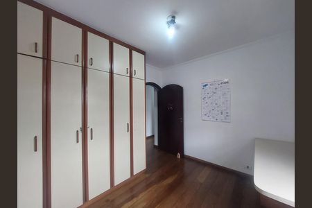 Casa para alugar com 202m², 3 quartos e 2 vagas Casa para alugar com 202m², 3 quartos e 2 vagasQuarto 1