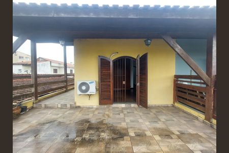 Varanda de casa para alugar com 3 quartos, 202m² em Cidade Dutra, São Paulo