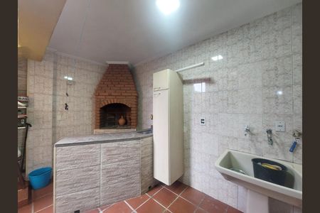 Casa para alugar com 202m², 3 quartos e 2 vagas Casa para alugar com 202m², 3 quartos e 2 vagasÁrea de Serviço/Churrasqueira