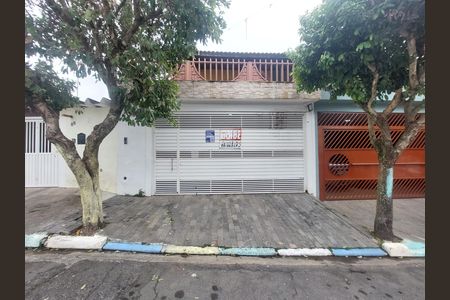Casa para alugar com 202m², 3 quartos e 2 vagas Casa para alugar com 202m², 3 quartos e 2 vagasFachada - Plaquinha instalada