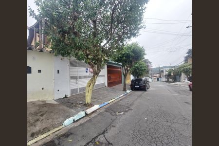 Fachada - Plaquinha instalada de casa para alugar com 3 quartos, 202m² em Cidade Dutra, São Paulo