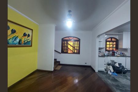 Casa para alugar com 202m², 3 quartos e 2 vagas Casa para alugar com 202m², 3 quartos e 2 vagasSala de Jantar
