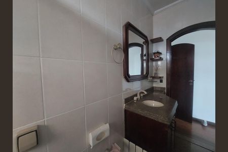 Casa para alugar com 202m², 3 quartos e 2 vagas Casa para alugar com 202m², 3 quartos e 2 vagasBanheiro Suíte