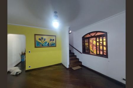 Casa para alugar com 3 quartos, 202m² em Cidade Dutra, São Paulo