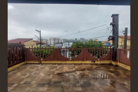 Casa para alugar com 202m², 3 quartos e 2 vagas Casa para alugar com 202m², 3 quartos e 2 vagasVaranda