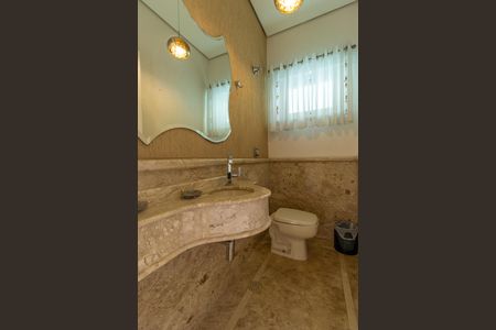 Casa de condomínio para alugar com 600m², 4 quartos e 5 vagasLavabo