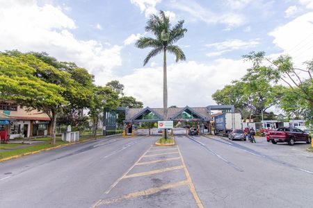 Fachada do condomínio de casa de condomínio para alugar com 4 quartos, 600m² em Caiapia, Cotia
