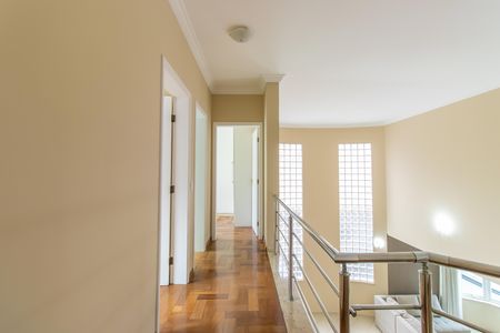 Casa de condomínio para alugar com 600m², 4 quartos e 5 vagasAndar superior