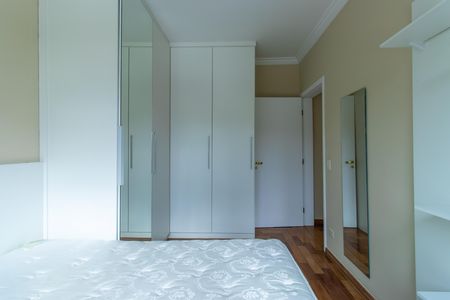Casa de condomínio para alugar com 600m², 4 quartos e 5 vagasQuarto 1