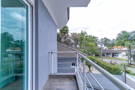 Casa de condomínio para alugar com 600m², 4 quartos e 5 vagasVaranda do Quarto 4 - Suíte master