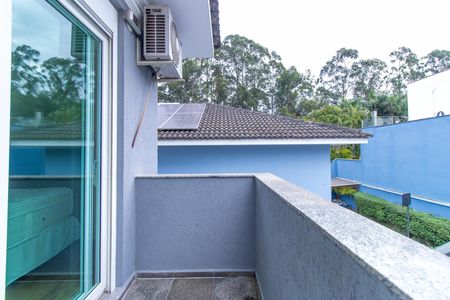 Casa de condomínio para alugar com 600m², 4 quartos e 5 vagasVaranda do Quarto 3 - Suíte