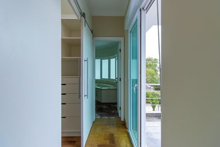Casa de condomínio para alugar com 600m², 4 quartos e 5 vagasQuarto 4 - Suíte master