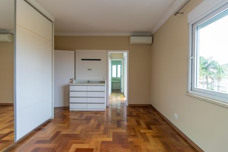 Casa de condomínio para alugar com 600m², 4 quartos e 5 vagasQuarto 4 - Suíte master